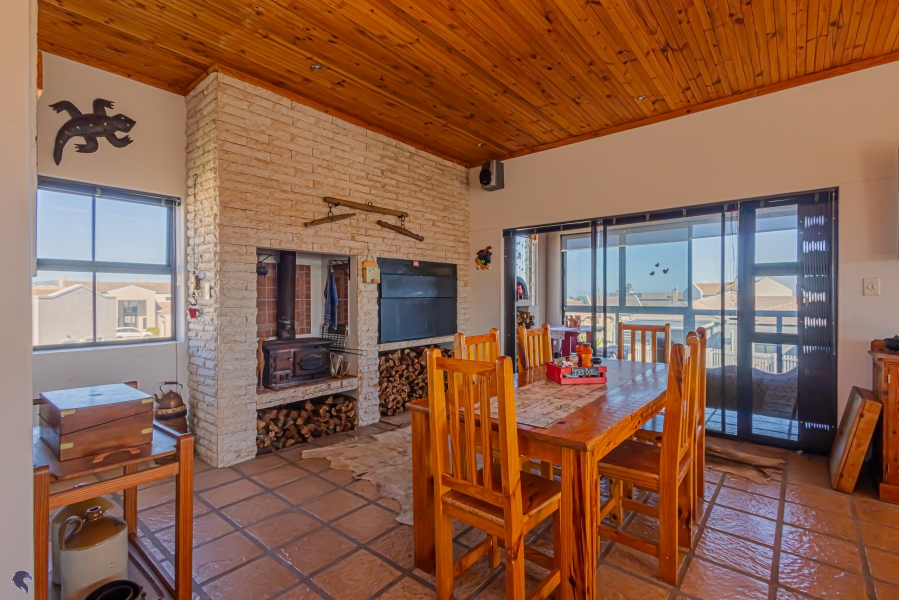 3 Bedroom Property for Sale in Country Club Western Cape